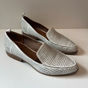 Crown Vintage white leather huraches loafers